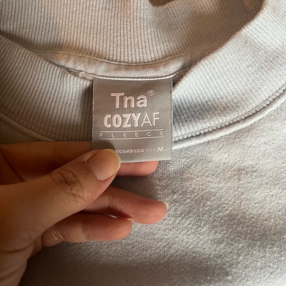 Tna crew, cropped in light blue - Picture 3 of 3